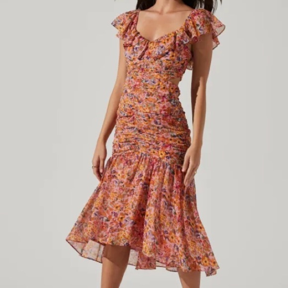 Astr the label Floral Ruched Maxi Dress - Pink and Orange - Picture 5 of 5
